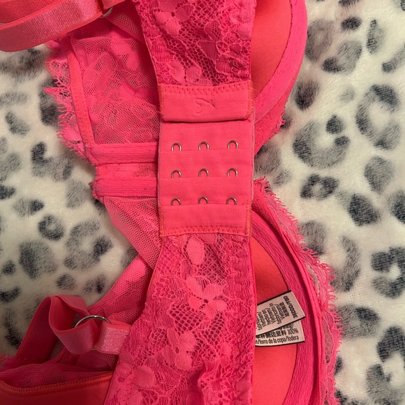 Victoria's Secret White and Black Leopard Bra - Picture 4 of 5